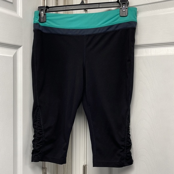 Tangerine Pants - Tangerine Large Yoga Legging Capri Pants